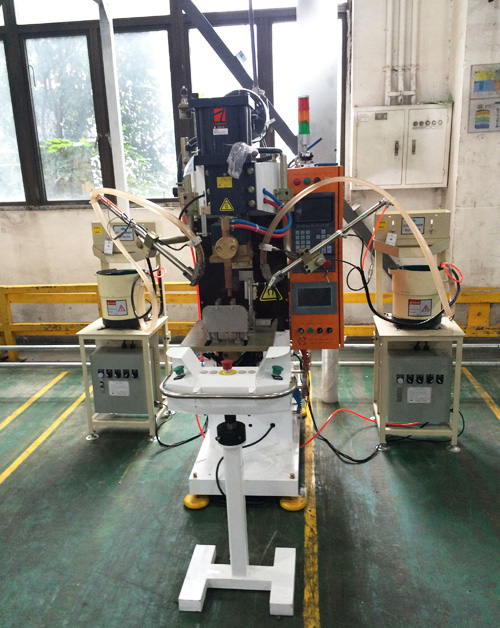 螺母凸焊專機(jī) 螺母凸焊專機(jī)