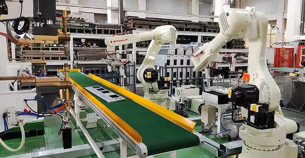 空調底板螺母凸焊工作站項目介紹 空調底板螺母凸焊工作站項目介紹